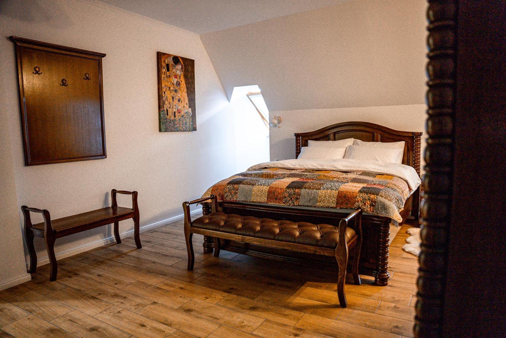 Boutique Marlen Bed & Breakfast Ghimbav Exterior foto