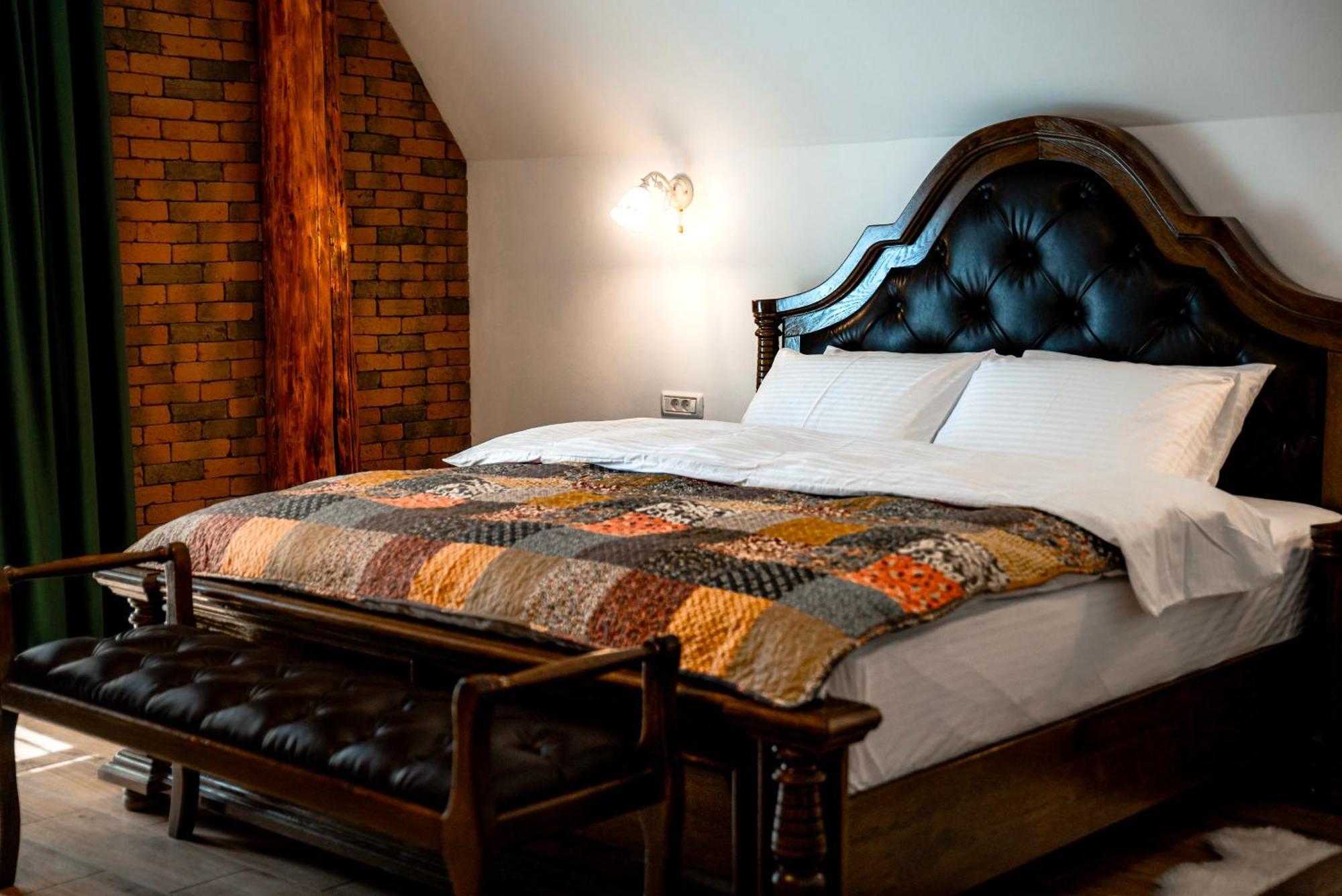 Boutique Marlen Bed & Breakfast Ghimbav Exterior foto
