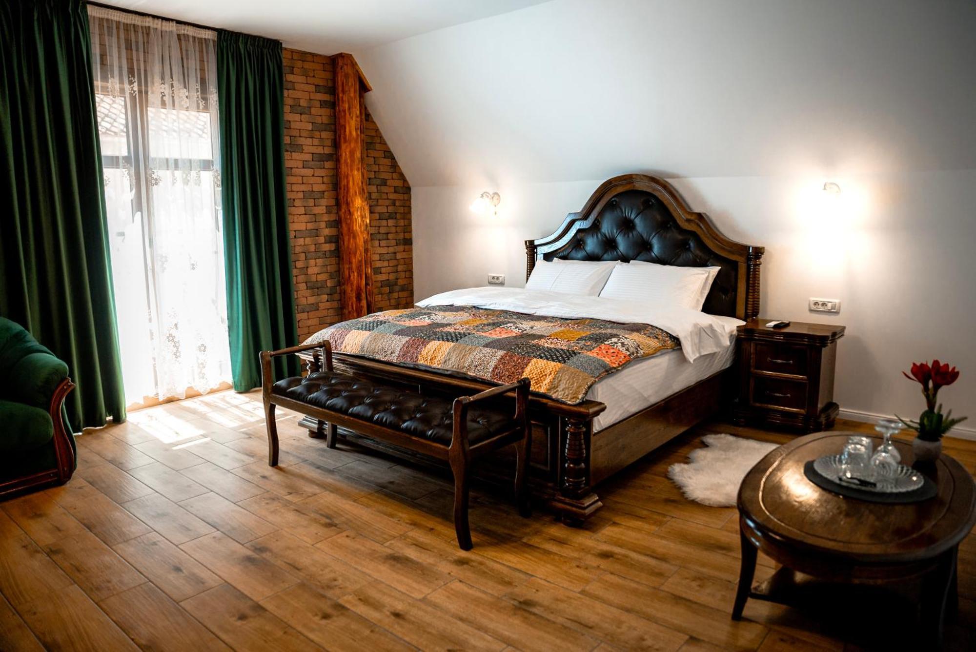 Boutique Marlen Bed & Breakfast Ghimbav Exterior foto